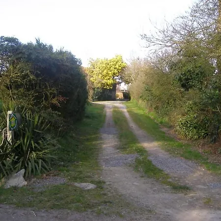 Rustique Avec Salle De Jeux Et Animaux En Campagne - Fr-1-426-336